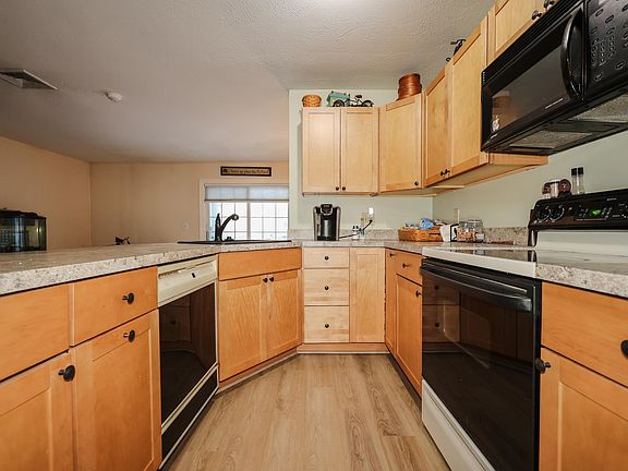 5th image of 28 James Street #6