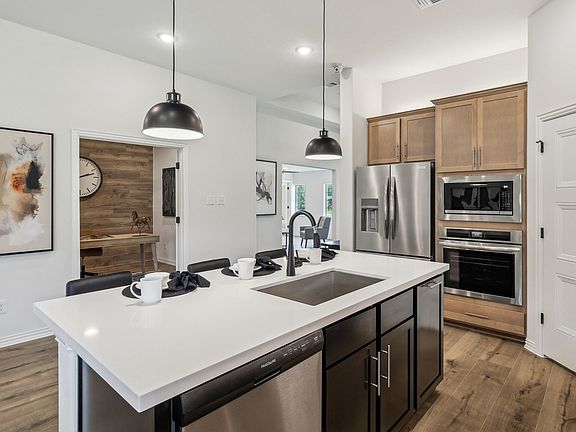 7th image of this home