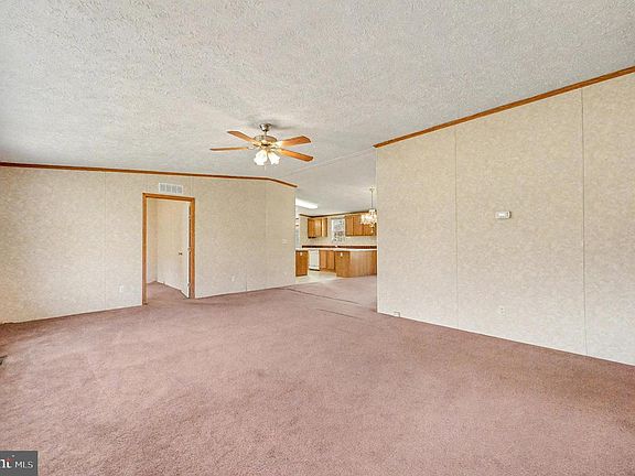 5th image of 11370 Woodland Dr