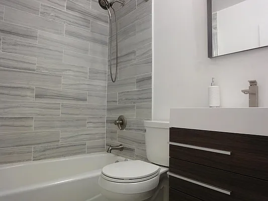 Rented by Addison Property Group | media 22