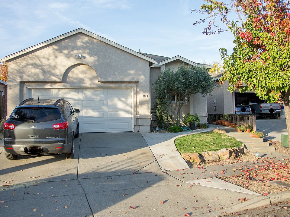 1st image of 980 Liberty Dr
