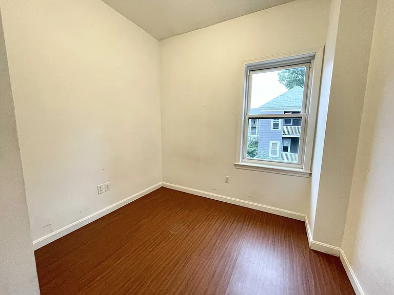 115A Hillside St — Photo 12