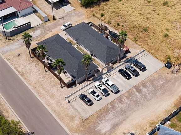 4th image of 401 Jc Ramirez St