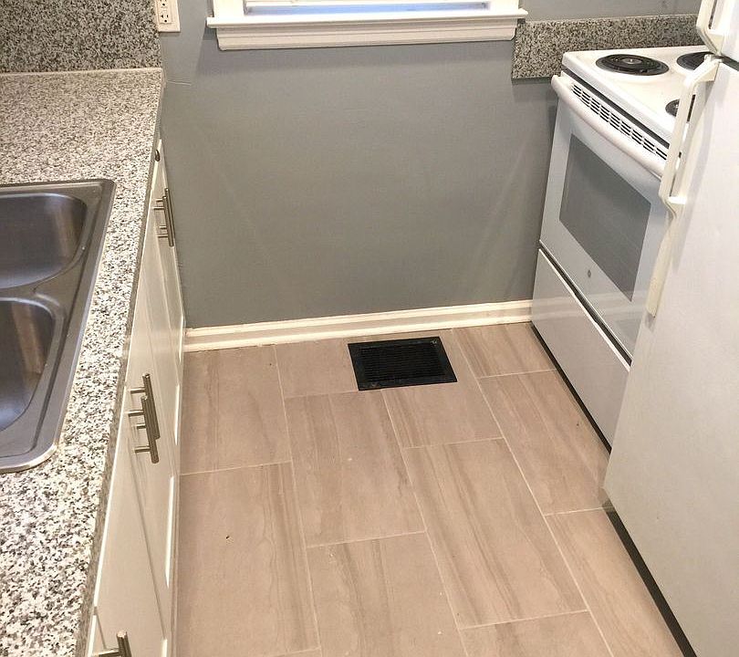 1st image of 3071 Dresden St