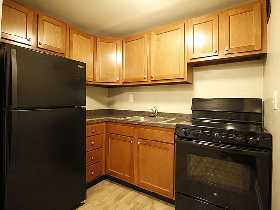 5th image of 617 N White Horse Pike APT 8