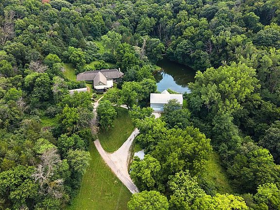 5th image of 20468 Allis Rd