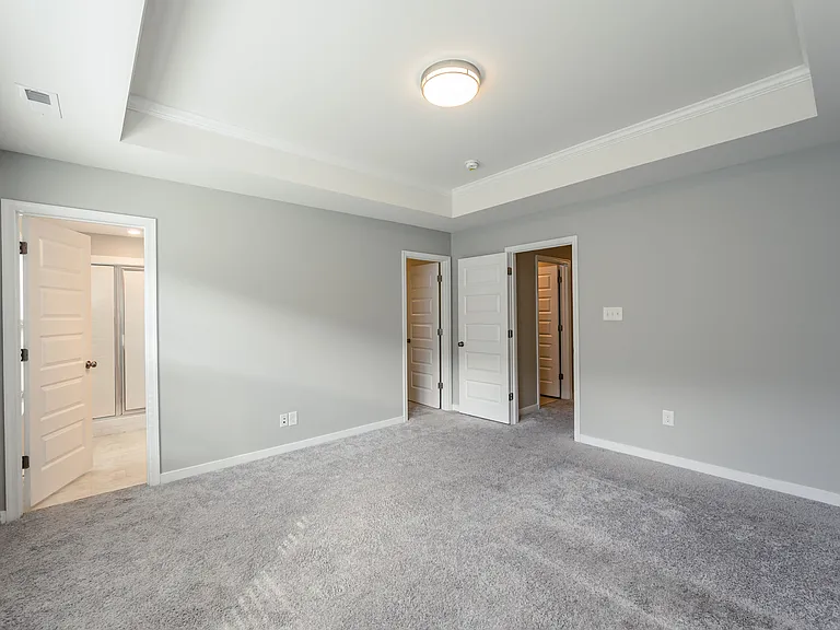 8023 Ellendale Dr — Photo 13
