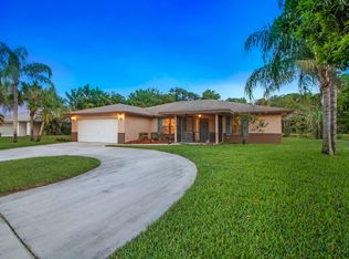 111 Sunflower Cir, Royal Palm Beach, FL 33411