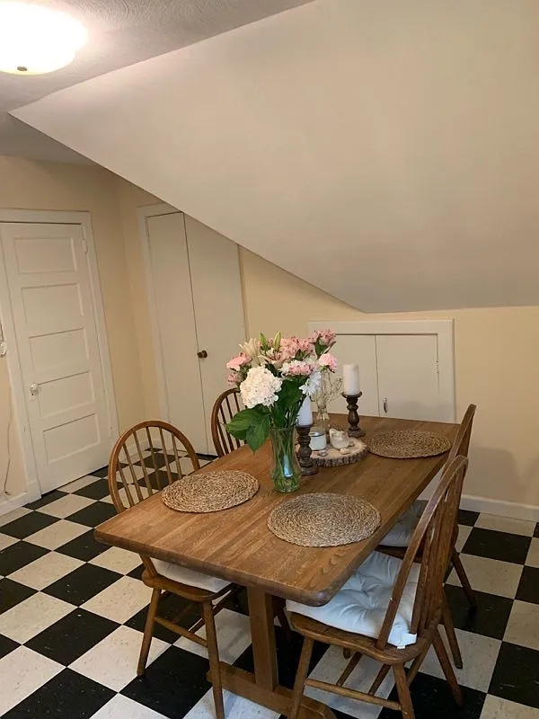 2 bed, 900 sqft, $2,150 — Photo 1