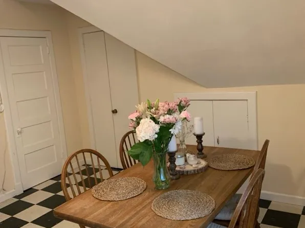 37-39 Maplewood Ave #3, West Hartford, CT 06119
