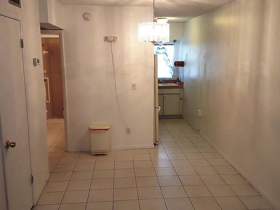 4th image of 13940 Anona Heights Dr APT 110