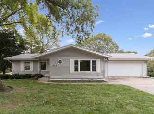 3104 Juniper Dr, Iowa City, IA 52245