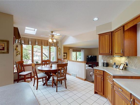 4th image of 4078 Aveniel Ct