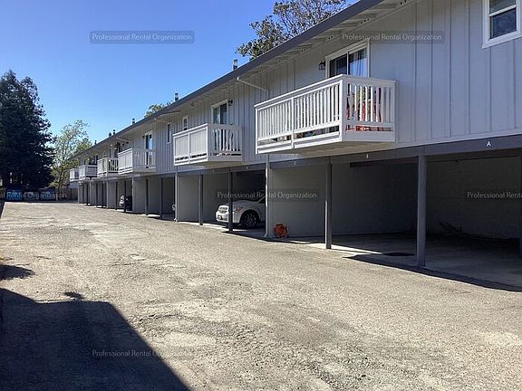 3rd image of 445 S E St #2