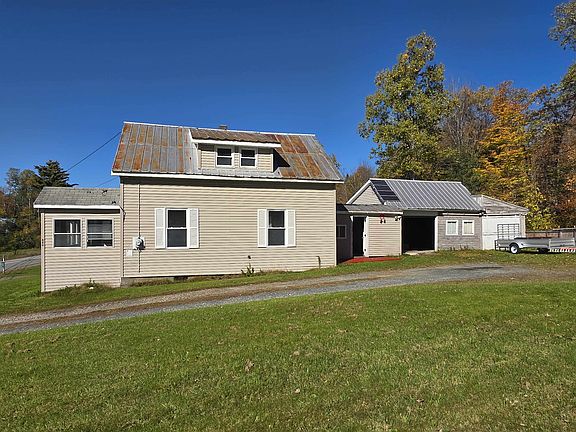 4th image of 360 Pond Hill Road
