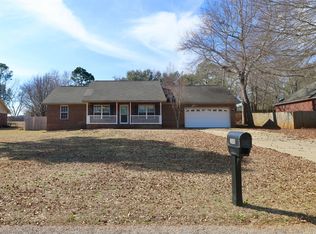 2690 Navigator Cir, Dalzell, SC 29040