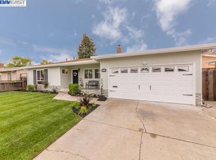 7932 Cranford Ln, Dublin, CA 94568