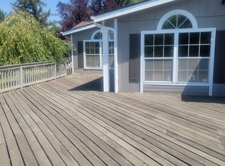 170 Oscar Dr, Roseburg, OR 97470