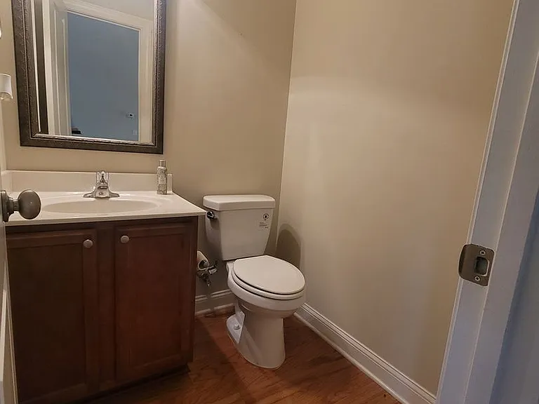 1131 Shellbank Ln — Photo 6