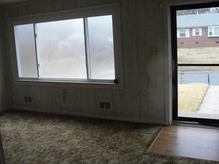 2nd image of 1703 Parlow Dr
