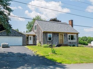 25 Mathew Rd, Tiverton, RI 02878