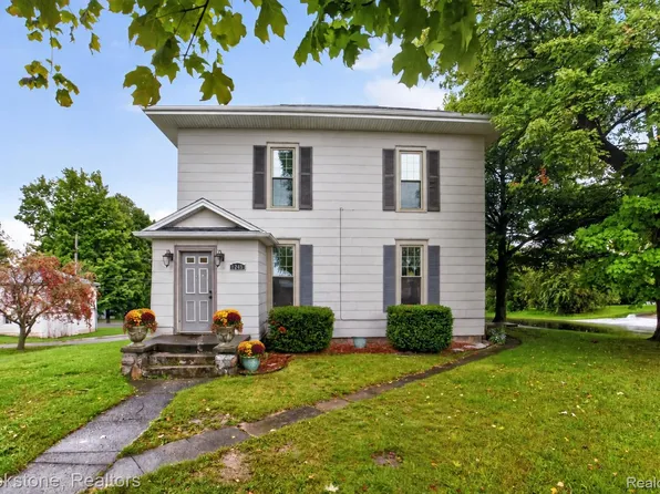 6245 Fulton St, Mayville, MI 48744