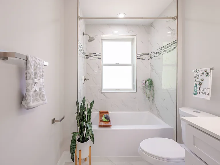 1742 Lyman Pl NE — Photo 15