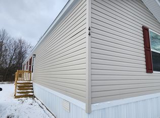 44 Walnutwood Dr, Davison, MI 48423