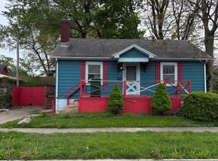 223 W Division St, Decatur, IL 62526