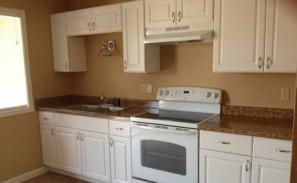 2nd image of 505 N Grape St