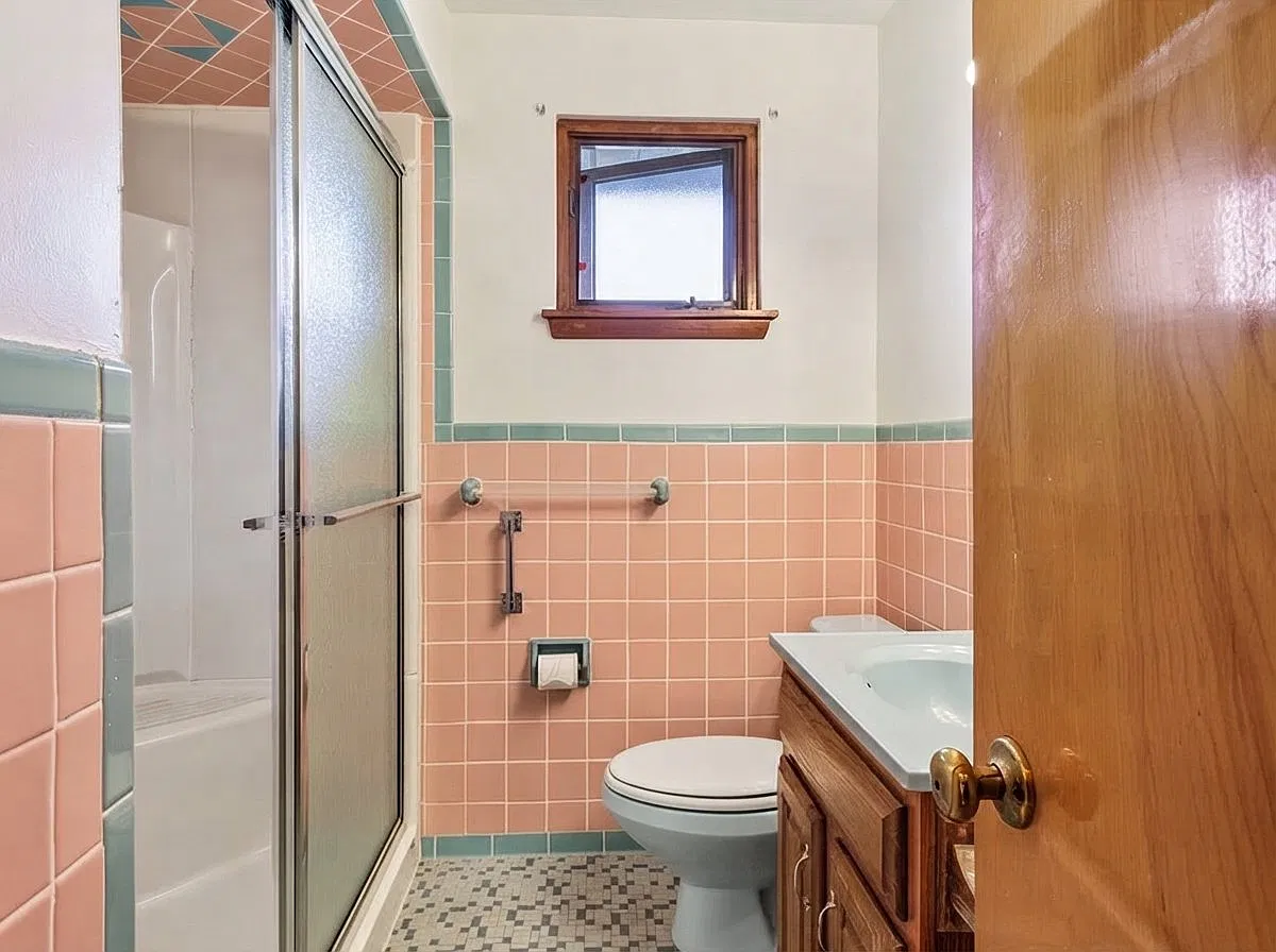 Charming 3BR, 2BA Single Family Home for Rent in Pittsburgh, PA - $1500/mo — Photo 4