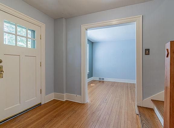 5th image of 303 N Orchard St
