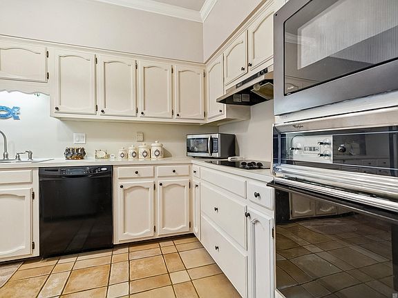 4th image of 282 McGehee Dr