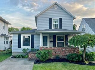 1059 Hazel St, Fremont, OH 43420