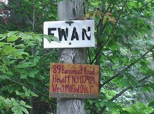 89 Barnegat Rd, West Milford, NJ 07421