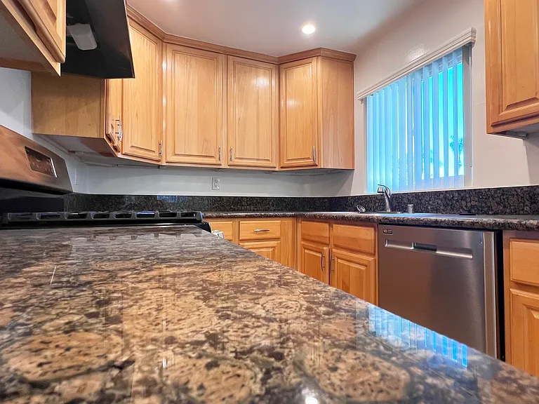 3317 Castle Heights Ave #5 — Photo 8