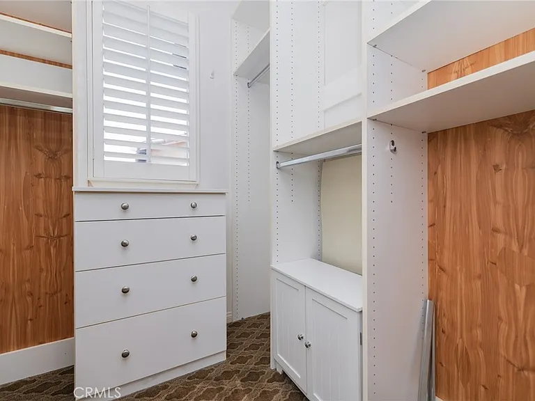 128 Coral Rose — Photo 28