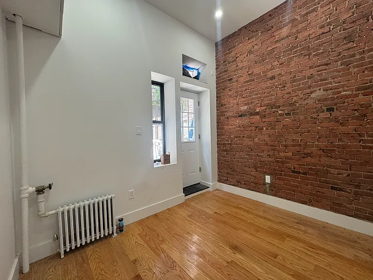 71 Thompson St #1D — Photo 2
