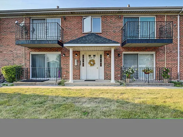 6822 W 16th St #4, Berwyn, IL 60402