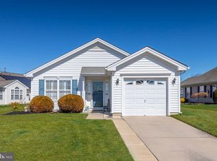 7 May Apple Ln, Sewell, NJ 08080