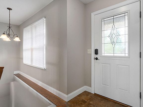 5th image of 1140 S Erika Avenue