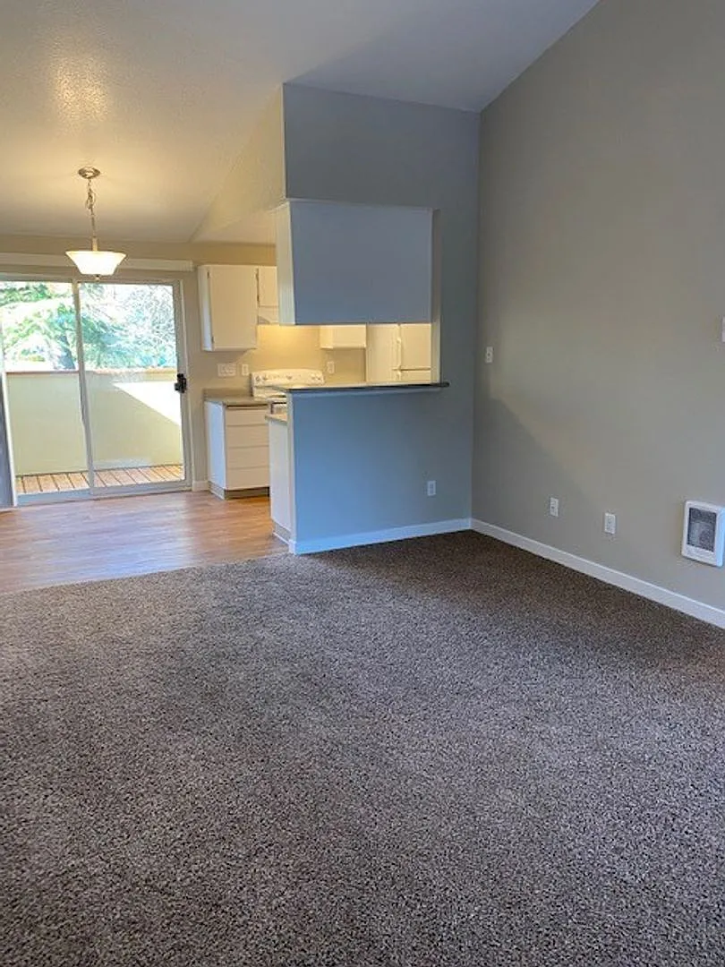 CEDAR MILL VILLAGE APARTMENTS — Photo 3