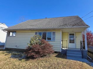 206 Gailmore Dr, Yonkers, NY 10710