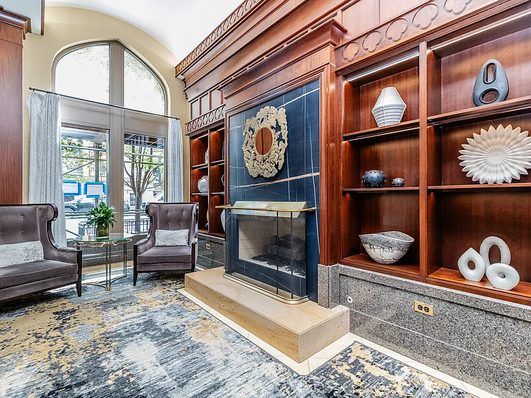 21 E Huron St #1207 — Photo 93
