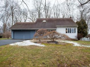 157 Pheasant Run, Newington, CT 06111