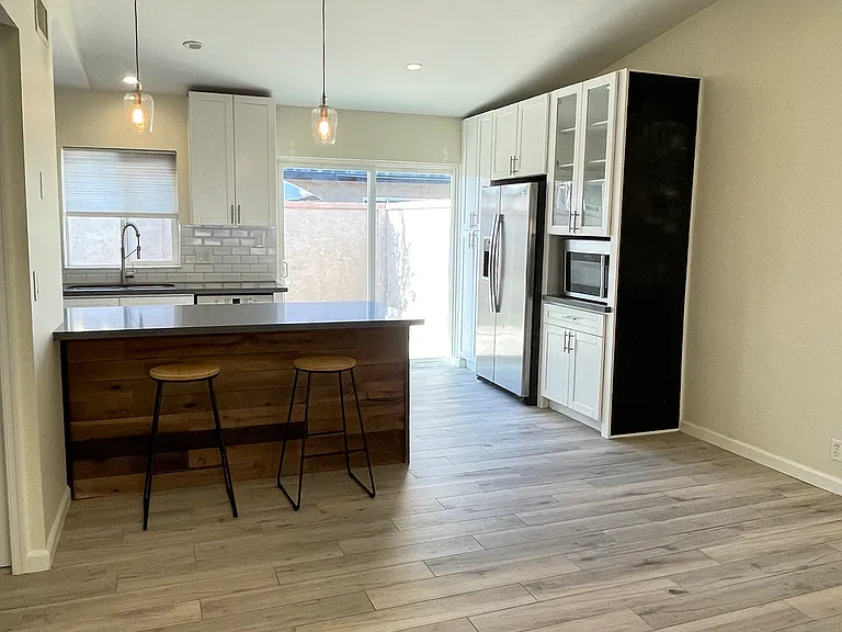 1320 E Bethany Home Rd #36 — Photo 8