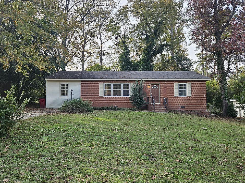4207 Vallie Dr. Macon, GA 31204