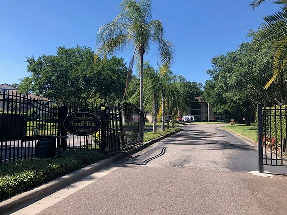 5th image of 3399 Mermoor Dr APT 106