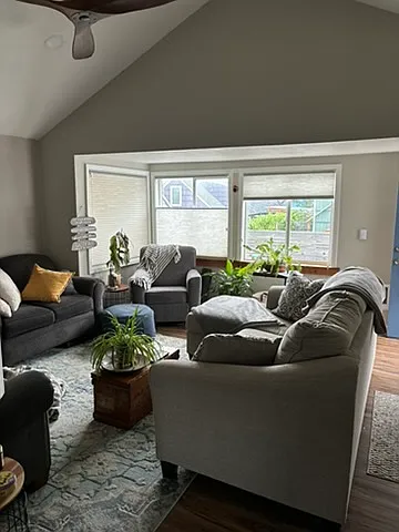 528 SW 33rd St — Photo 7