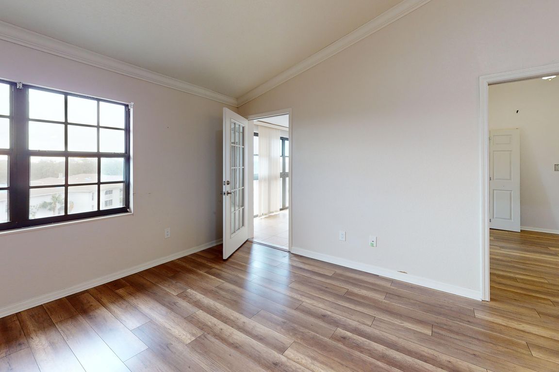 Crescent Living Room